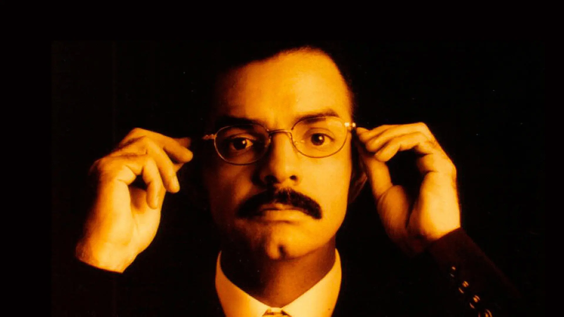 No tengo madre backdrop