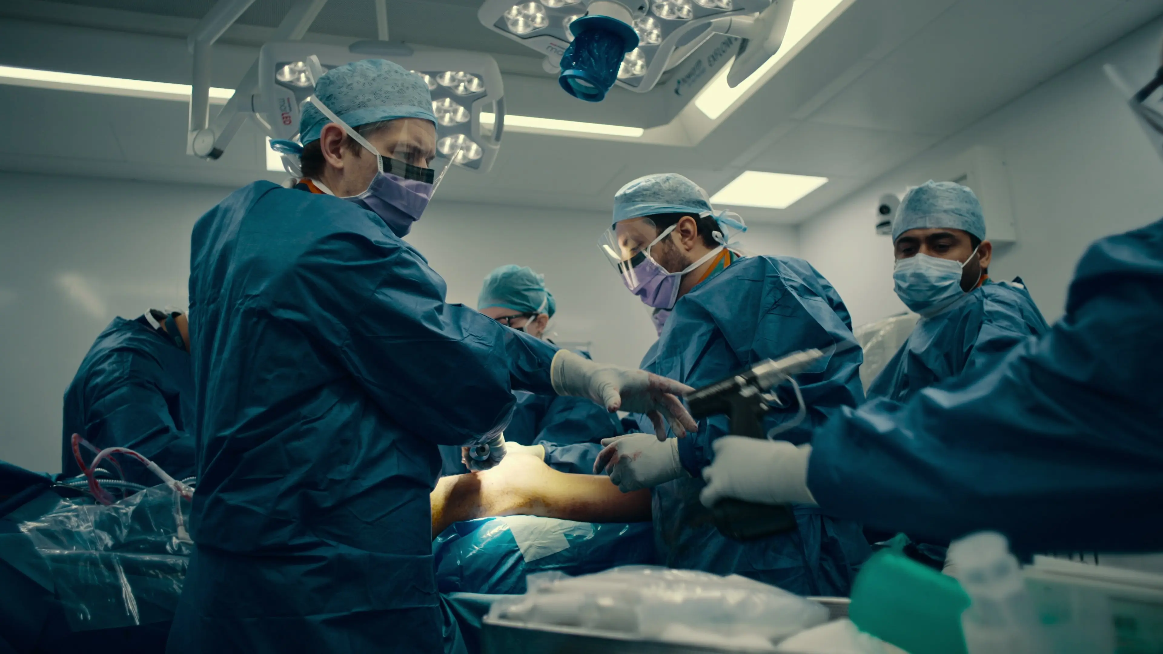 Critical: Between Life and Death backdrop